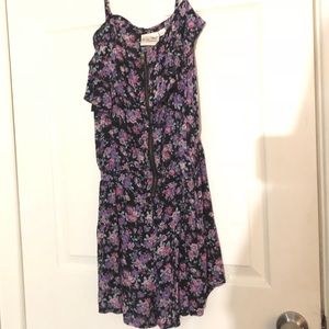 Violet, rose shabby chic romper. Size M.